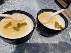 哈萨克酸奶-巴扎美食·新疆菜·西域歌舞表演餐厅(新疆大厦店)