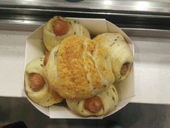 迷你香肠面包-PARIS BAGUETTE巴黎贝甜(西站食宝街店)