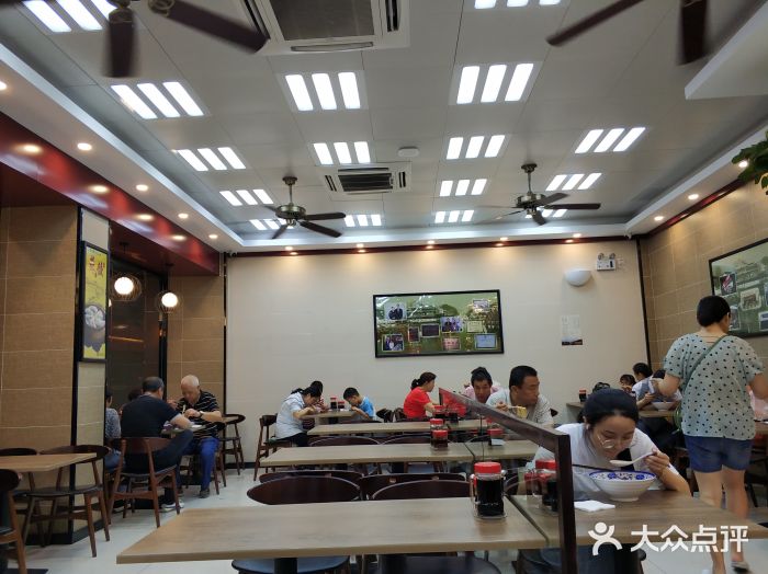 刘长兴(逸仙桥店)大堂图片