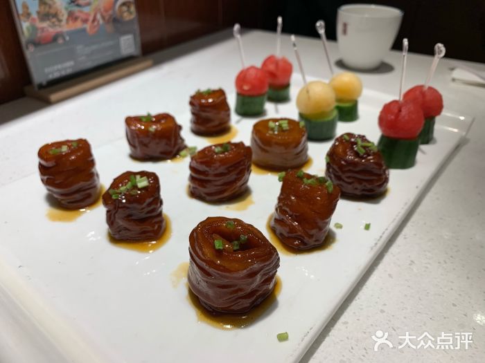 闫府私房菜·百年鲁菜(恒隆店)九转大肠图片