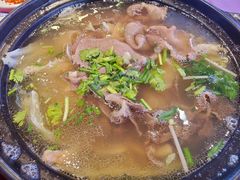 -谢老五跷脚牛肉·非遗传承店