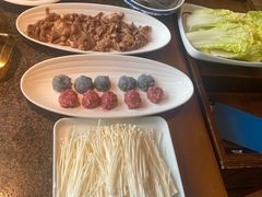 -小天鹅火锅·一线江景洪鼎旗舰店(洪崖洞店)