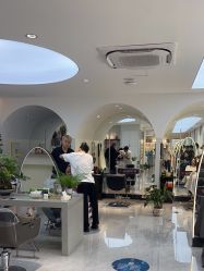 -吉艺心专业美发造型