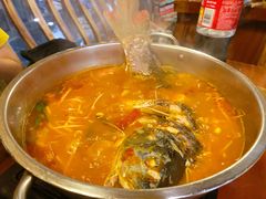 苗家酸汤鱼-苗湘食府(十年店)