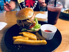 -HELLO 27 意面·沙拉·帕尼尼