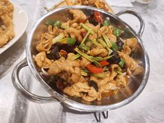干锅肥肠-小民大排档(光谷店)