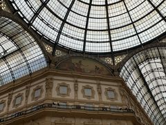 -埃马努埃莱二世拱廊