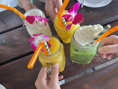 -Green Tree Rest. & Pub