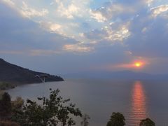 -湖景渔湾