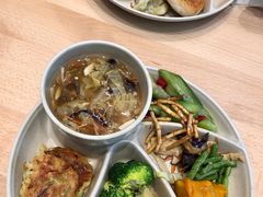 -素满香·全民食养自助(长宁龙之梦店)