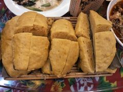 -闯关东东北农家菜(崂山石老人店)
