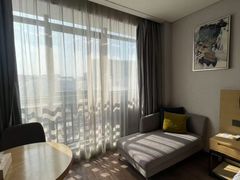 -宜尚酒店(广州上下九永庆坊长寿路地铁站店)