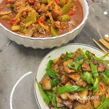 今日份晚餐：红烧兔➕回锅肉