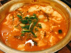海鲜豆腐锅-金北顺大锅家(신사본점)