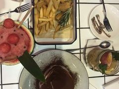 -MIKAKU(万达广场上海宝山店)