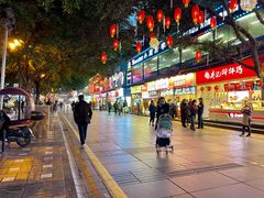 -八一好吃街·高品美食广场