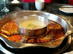 -小天鹅火锅·一线江景洪鼎旗舰店(洪崖洞店)