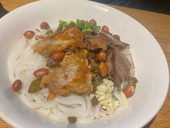 -牛八宝桂林米粉(八里庄店)