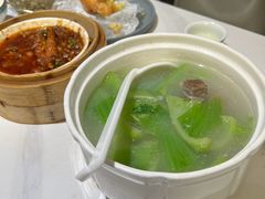 烧骨煲淋芥菜-喜势点·糖沙翁手工茶点·本地人茶居(永庆坊店)
