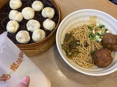 -佬钱湾仔(衣裳街店)