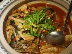 -魏铭鱼头捞饭(晋阳路店)