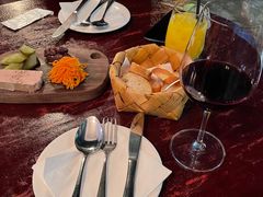 -羽深肉铺 Steak & Wine