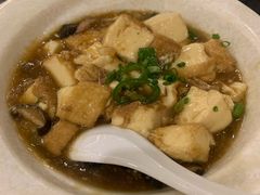 冬菇火腩焖山水豆腐-美极鲜食坊(宝安南路店)