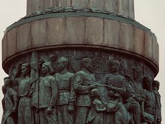 -人民防洪胜利纪念塔