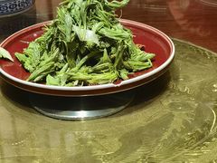 巧拌松针-老家八大碗(滨河广场店)