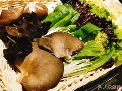 -重庆德庄火锅(体育中心店)