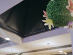-毛辣果·贵州红酸汤牛肉火锅(西单店)