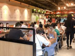 大堂-渝是乎川渝小炒(新世界百货望京店)