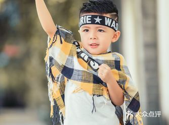 为什么以前的爸妈都不带我们去拍照啊