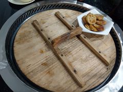 -三里屯土灶炖公鸡地锅鸡(江东店)