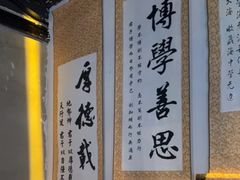 -荒岛实景沉浸密室(江汉路1店)