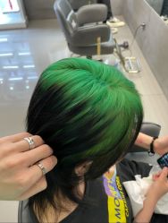 点击看大图 -诗悦发型烫染SALON