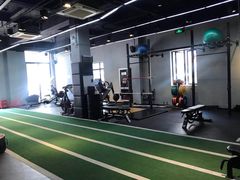 -Freedom Fitness私教健身俱乐部(徐虹北路店)