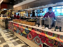 -南京长江之舟华邑酒店·鲜艳自助餐厅