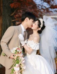 -青禾蒙娜丽莎婚纱摄影(武汉总店)