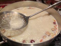 -尚尚仙·酸汤猪手·猪肚鸡火锅(华联万柳购物中心店)