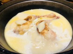 胶原蛋白鲜蔬美人锅-FROM FARM八亩农场(三里屯店)