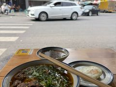 -万三面馆(青龙正街太古里店)