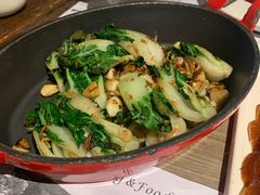 焗锅气奶白菜-小大董·烤鸭(凤凰汇店)