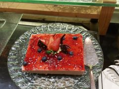 草莓慕斯大蛋糕-华安国际大酒店-餐厅