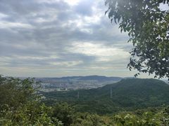 -灵岩山风景区