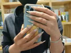 -纤贝儿美甲·科技美肤