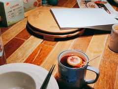 -蜜桃餐厅·伴山(湖滨商业街店)