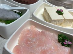 捞派巴沙鱼片-海底捞火锅鲜切牛肉主题店(长寿路店)
