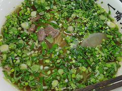 -牛一嘴·兰州牛肉面·大盘鸡(财富中心店)