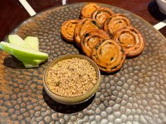 鸭肝酱伴葱油饼-杭州西子湖四季酒店·金沙厅